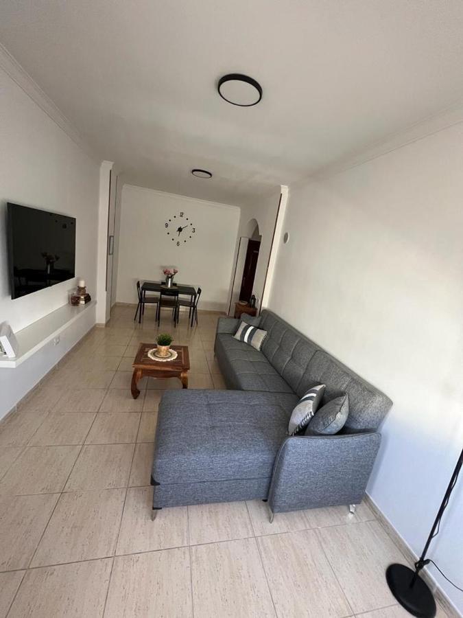 Nivaria Suite Vecindario  Exterior photo